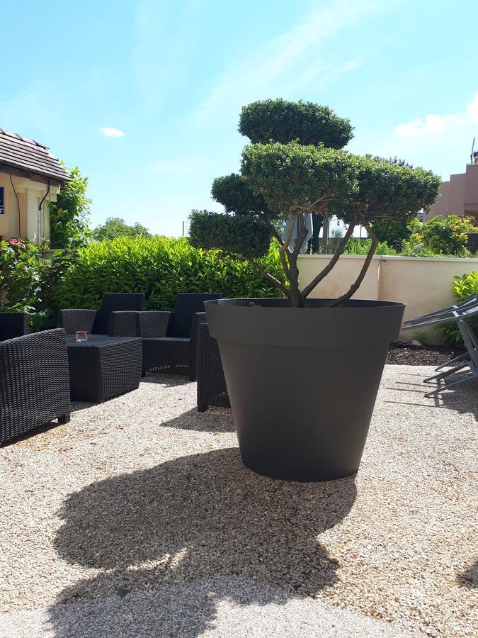 La Bonbonniere - Sure Hotel Collection By Best Western Talant Zewnętrze zdjęcie